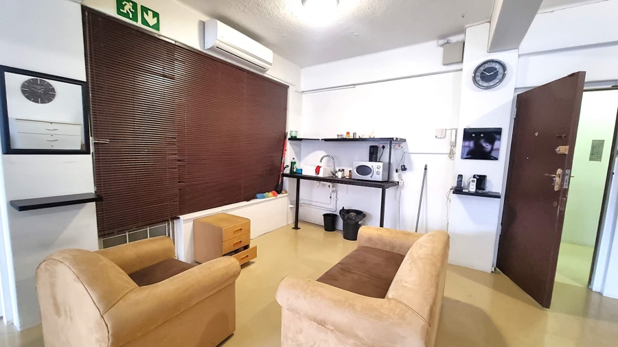 1 Bedroom Property for Sale in Cape Town City Centre Western Cape